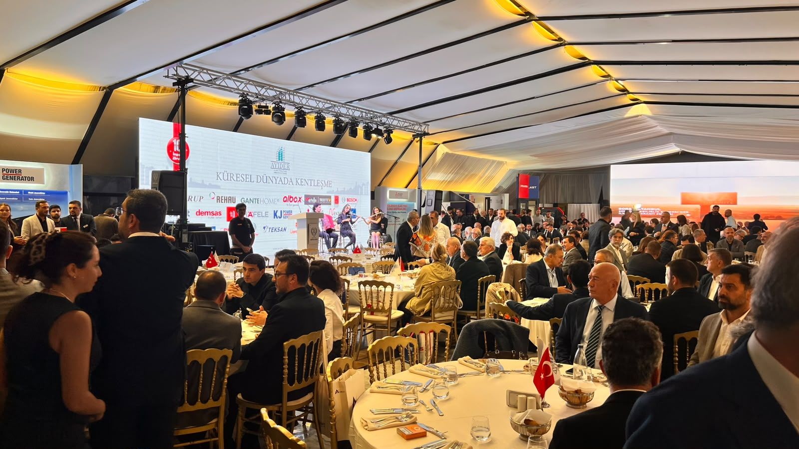 AYİDER Başkanı Şişik yıl sonunda faiz indirimi bekliyor